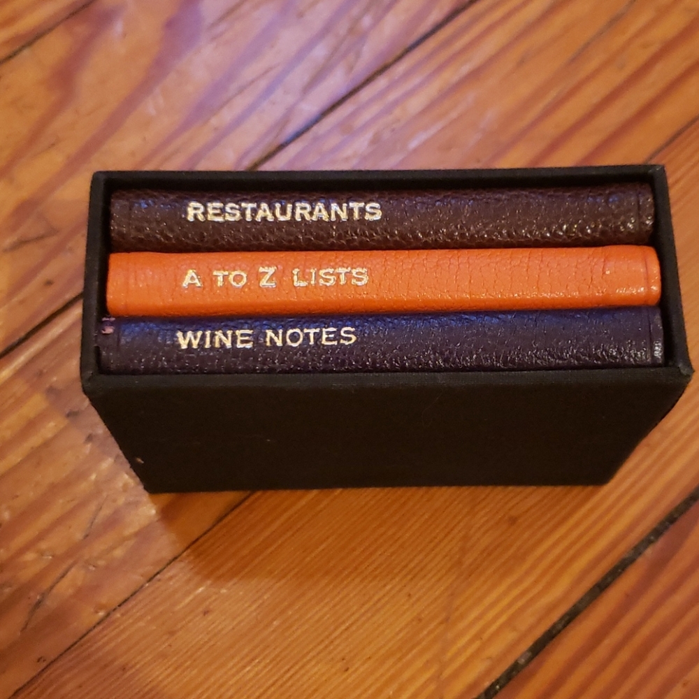 NEW Levenger post miniatures set of 3 books